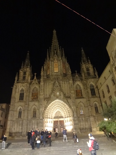スペイン　バルセロナ　教会