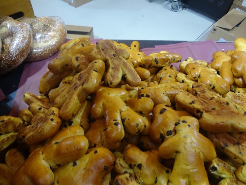 コルマール　市場　マナラのパン