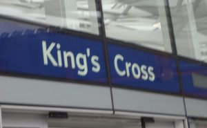 ロンドン　キングスクロス駅