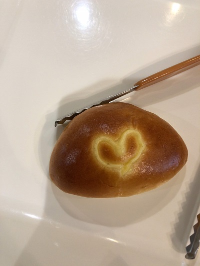 島根　松江　パン屋さん　クリームパン