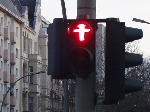 ドイツ　ベルリン　アンペルマン信号