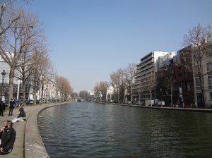 フランス　パリ　サンマルタン運河