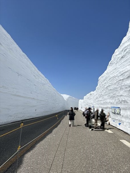 富山　立山　雪の大谷