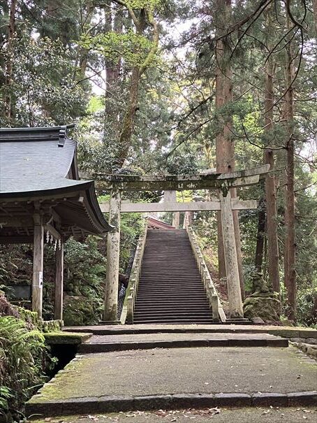 石川県　白山比咩神社