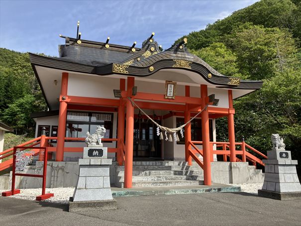 羅臼神社