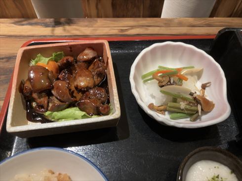 山梨県　甲府駅　信玄　鳥もつ煮