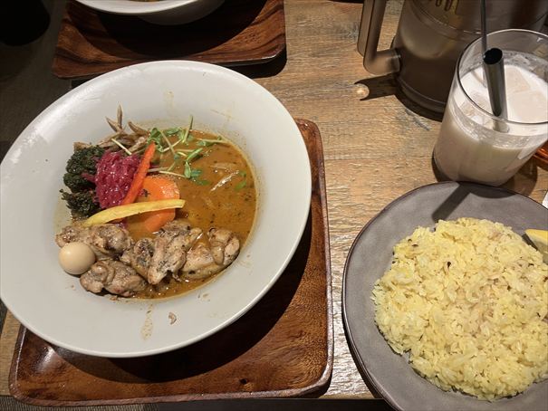 札幌　スープカレー　トレジャー